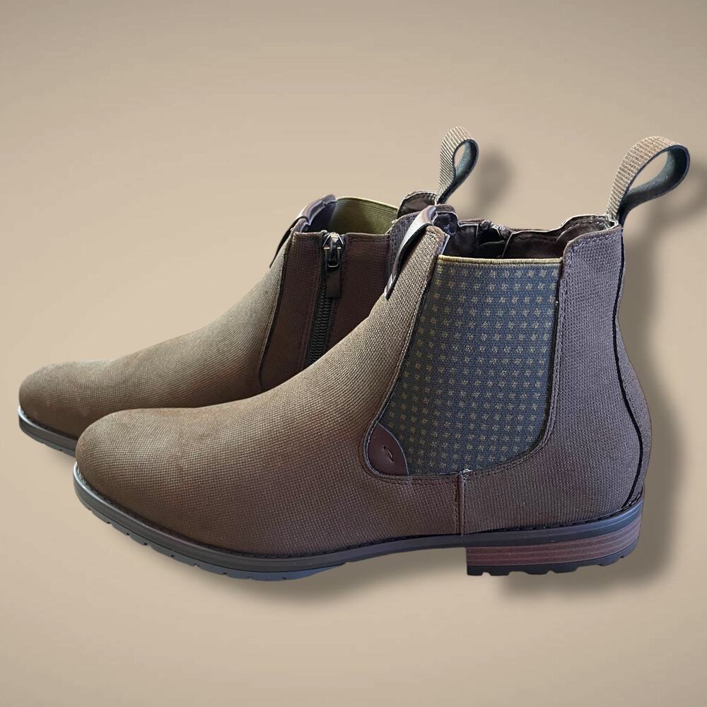 NWOT Men's 10 STACY ADAMS. Oakhurst Dark Brown Textured Fabric Chelsea Boot